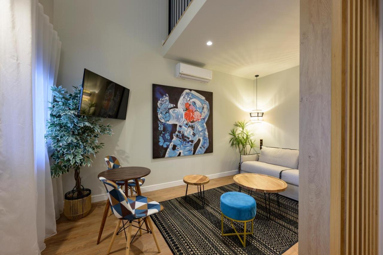 Blue Jasmine Urban Living Apartment อิโออันนินา ภายนอก รูปภาพ